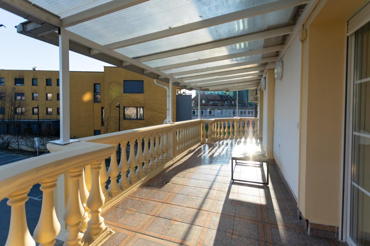 Apartments And Rooms Rubina Ljubljana Exterior photo