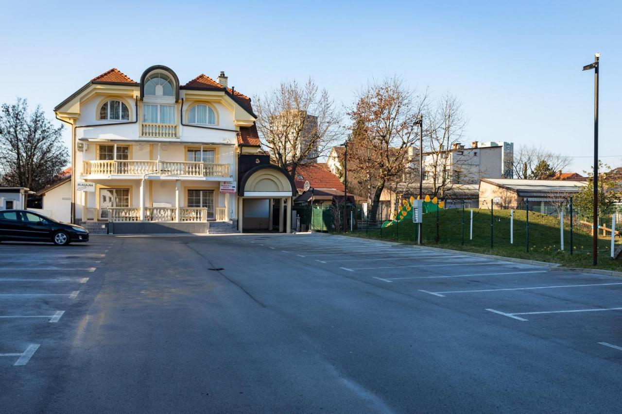 Apartments And Rooms Rubina Ljubljana Exterior photo