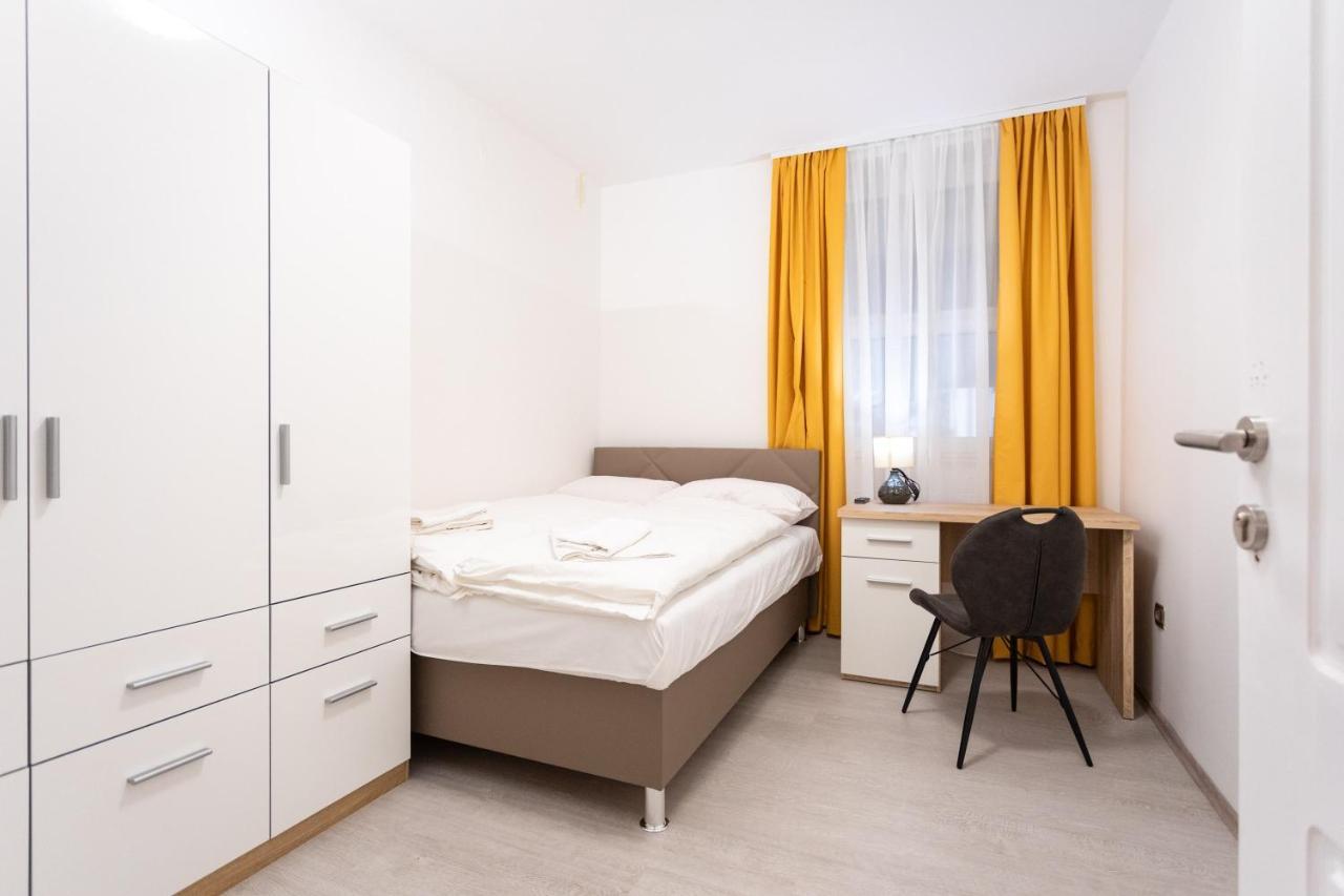 Apartments And Rooms Rubina Ljubljana Exterior photo