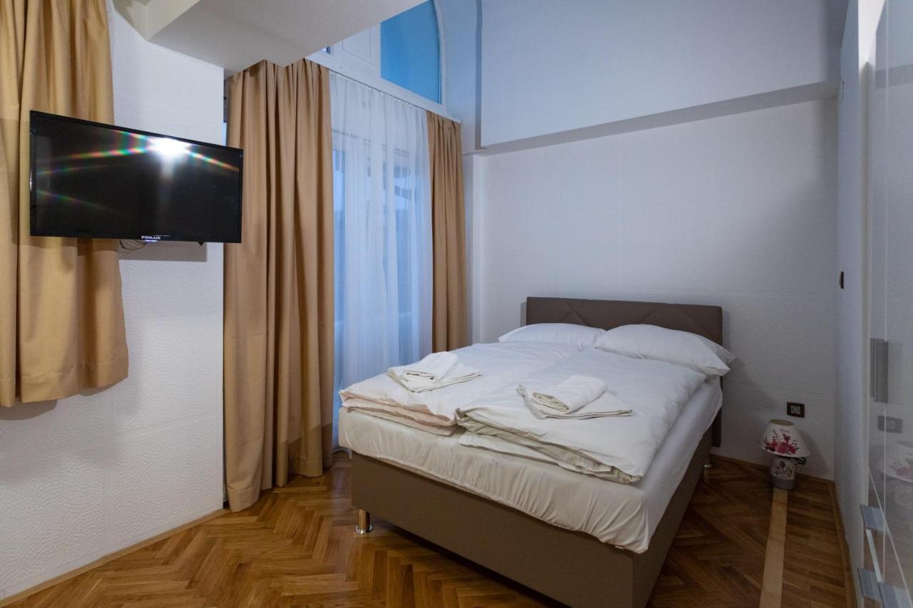 Apartments And Rooms Rubina Ljubljana Exterior photo