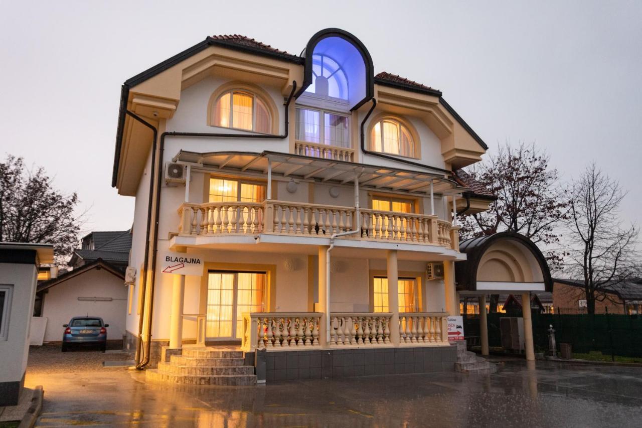Apartments And Rooms Rubina Ljubljana Exterior photo